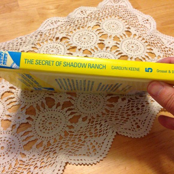 3 for $10 book sale! Nancy Drew #5 - Secret of Shadow Ranch, middle grades - Picture 2 of 4